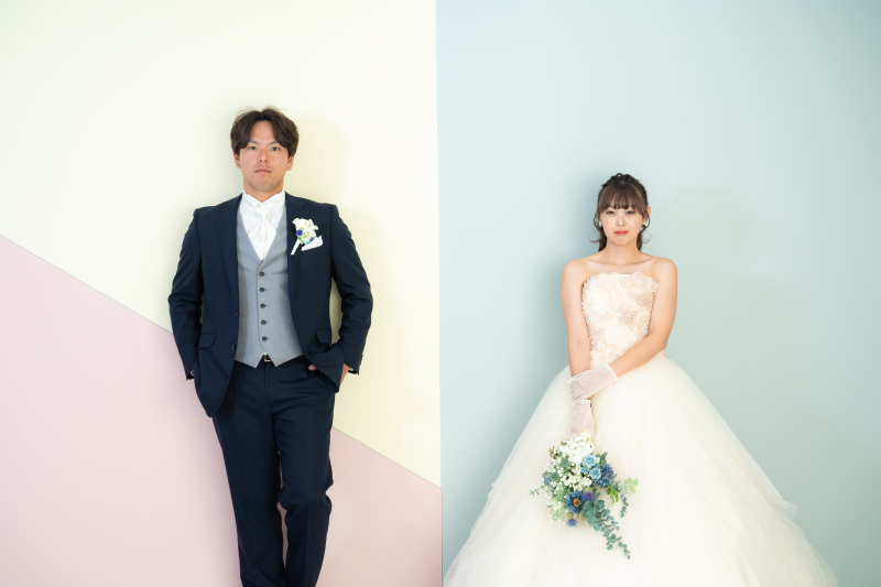 スタジオでドレスチェンジ