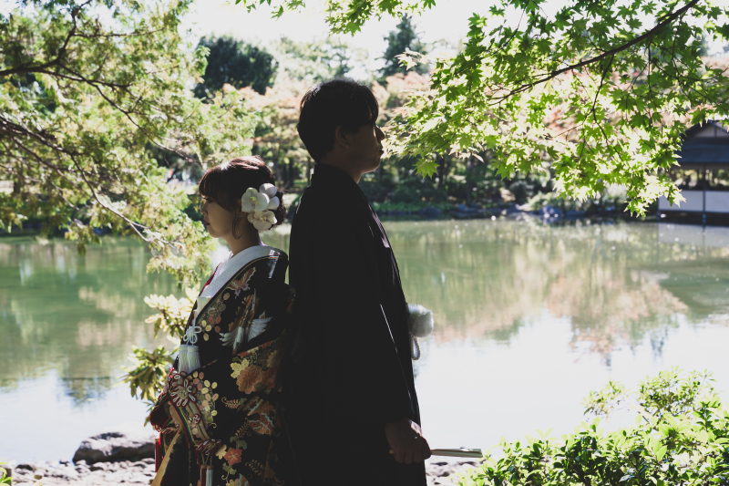 背中合わせショット