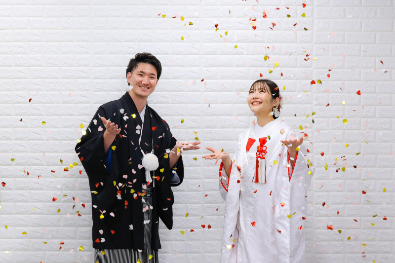 コンフェッティで華やかさを！！