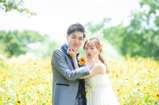 8/27撮影：洋装×ひまわりフォトウエディング♥