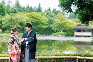 和装は昭和記念公園での撮影、洋装はスタジオで撮影する和洋弐点プラン