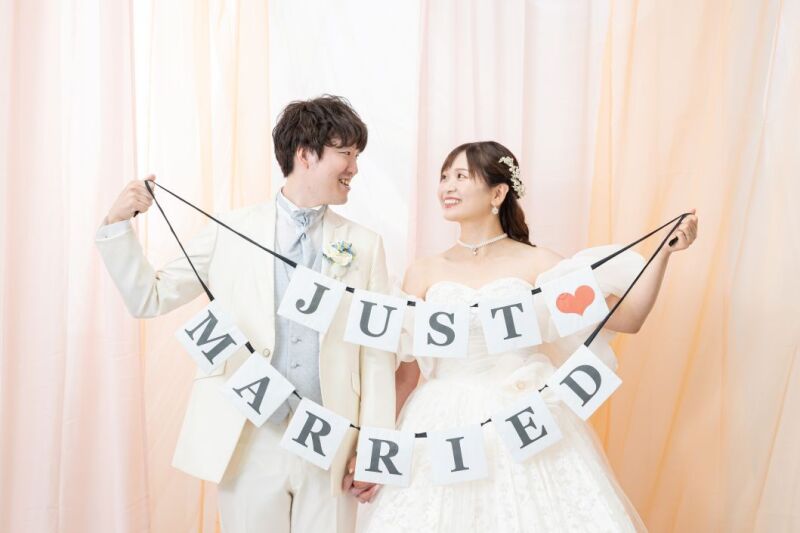 【1月撮影限定！】45,000円 ➡ 40,000円♡スタジオ洋装壱点プラン／データ80枚／洋装1着／ウェルカムボード付き♡