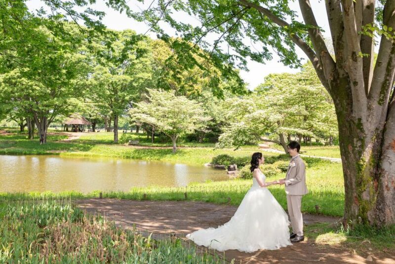 【新緑キャンペーン】洋装弐点≪季節のお花≫123,000円210枚付き！ ウェディングドレスもカラードレスも叶う！