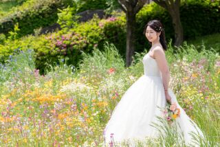 ３大特典付き【9/30迄の撮影✨和洋弐点】143,000円→110,000円‼️日本庭園（和装）＋ お花や深緑（洋装）♡200枚