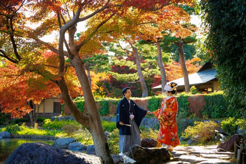 11/25~12/6◇深緑・紅葉「日本庭園」+スタジオ◇和装弐点プラン 和装2着/200枚/130,000円