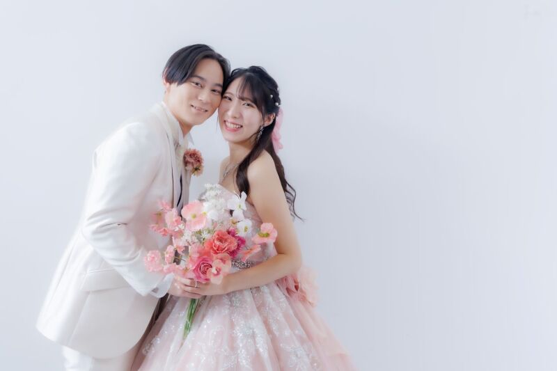 ≪チューリップとスタジオ≫ 4/5~4/10 和洋弐点プラン 210枚/新婦美容込/衣裳差額無し/移動費込み