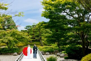 土日祝料金無料✨【8/15〜9/30限定】150カット　日本庭園＋スタジオ 和装2着(差額無し)新婦美容込み