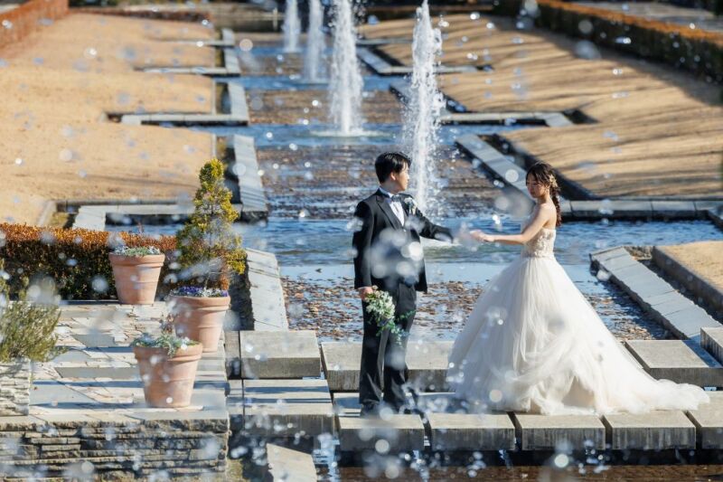 『ロケスタ和洋』93,000円✨和洋弐点プラン：昭和記念公園+スタジオ　衣裳2着／データ100カット