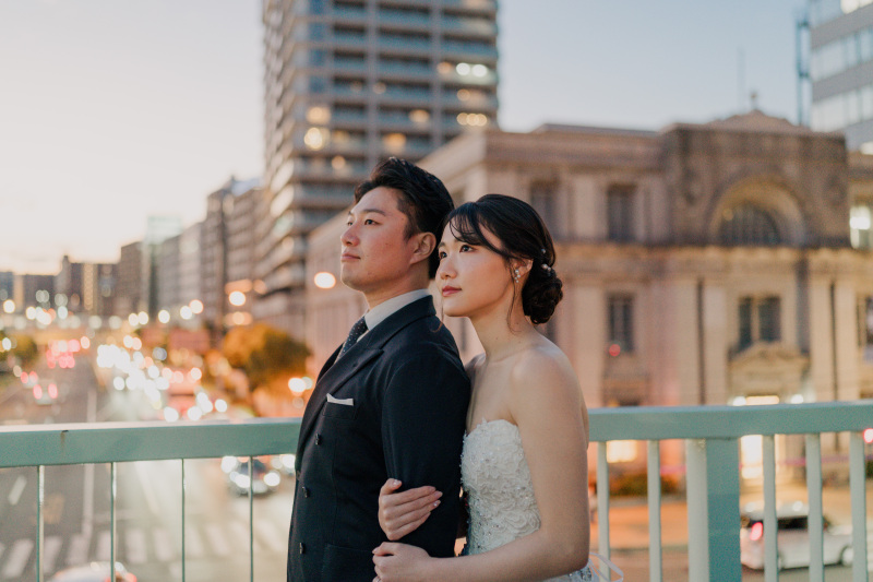 夕暮れの歩道橋