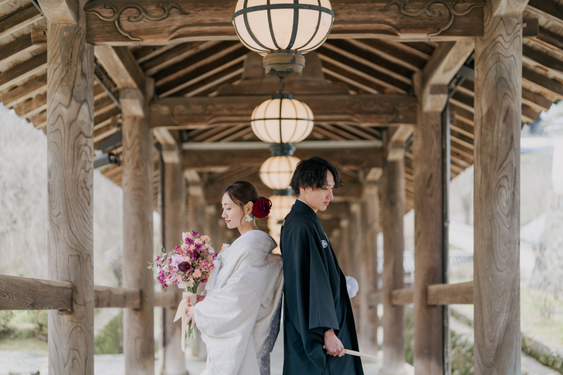 定番の廊下でも撮影させていただきました！