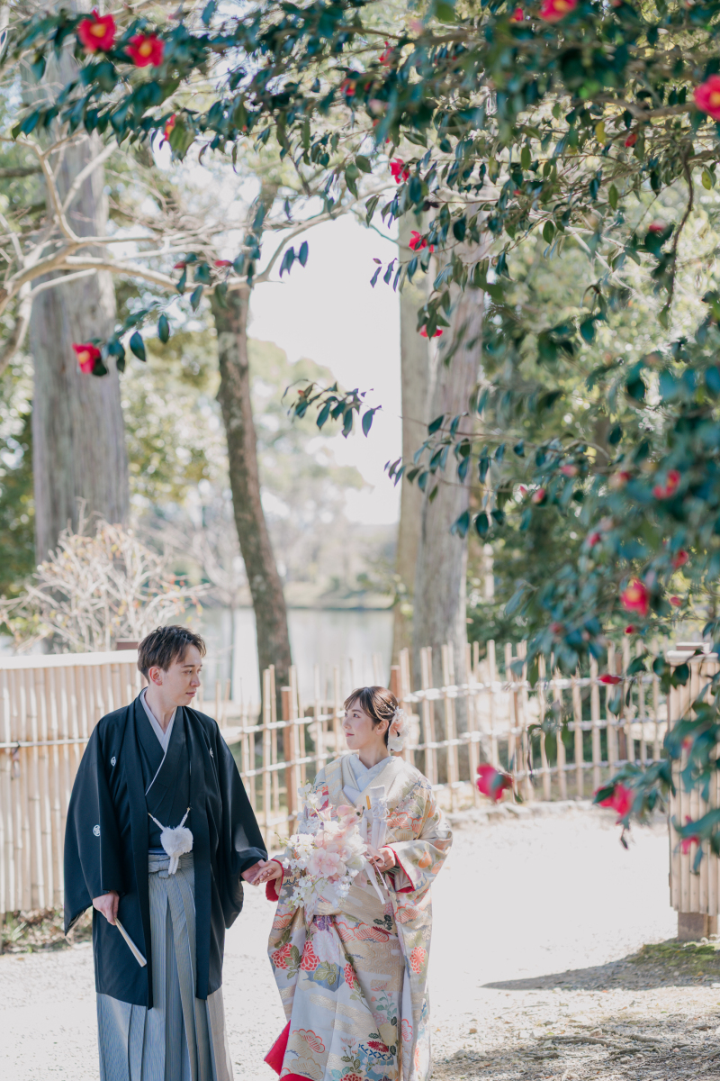 境内の中を散策