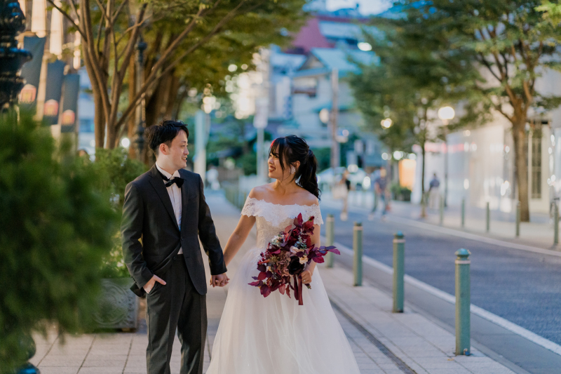 優しく見つめ合いながら