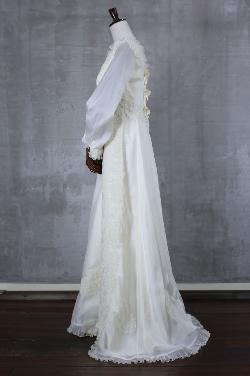 Toi et Moi【dl0220】エンパイア　水戸