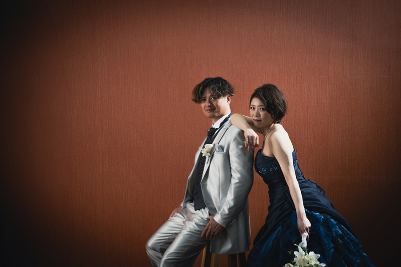 スタジオ背景：ブラウンバック