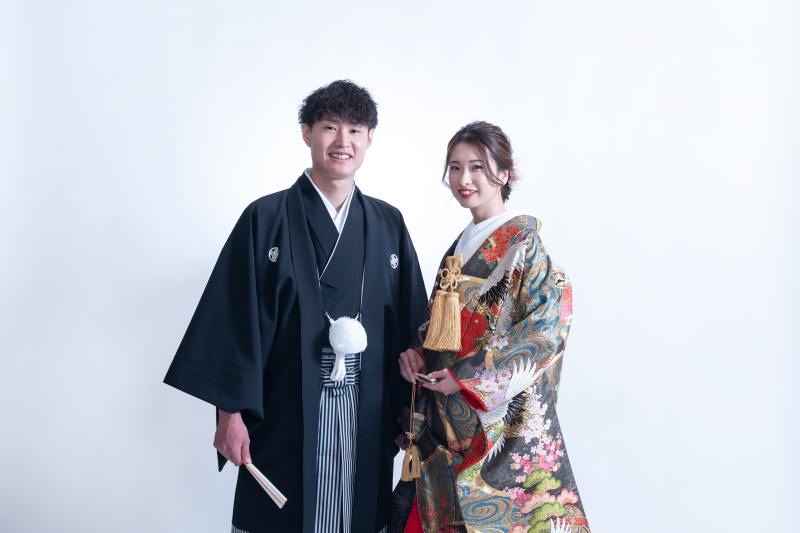 シンプルなホワイトスクリーンで