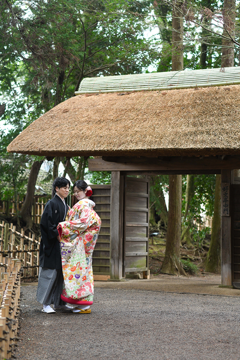 偕楽園中門にて
