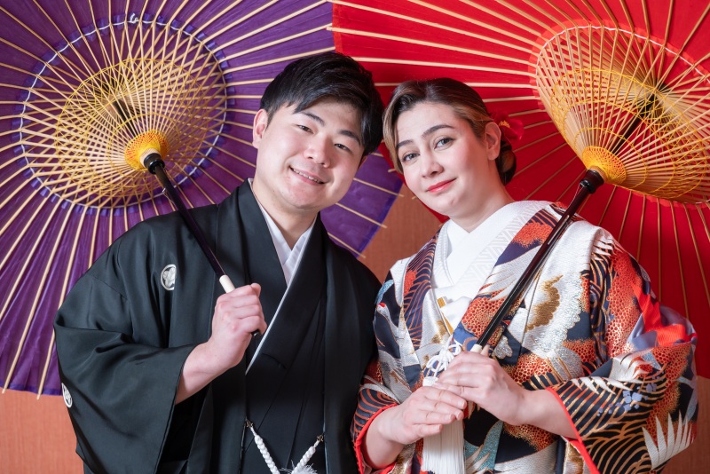 スタジオ背景：ブラウンバックにて