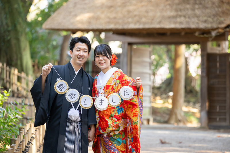 偕楽園好文亭中門前にて