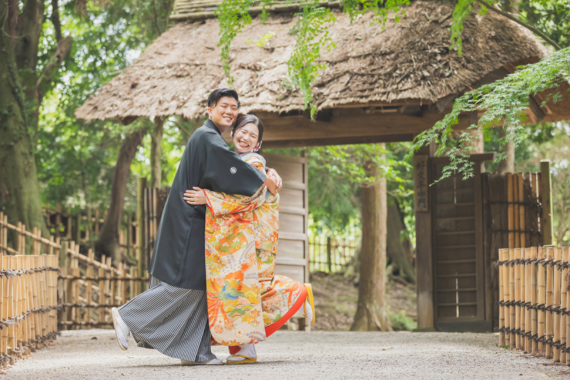 偕楽園中門にて