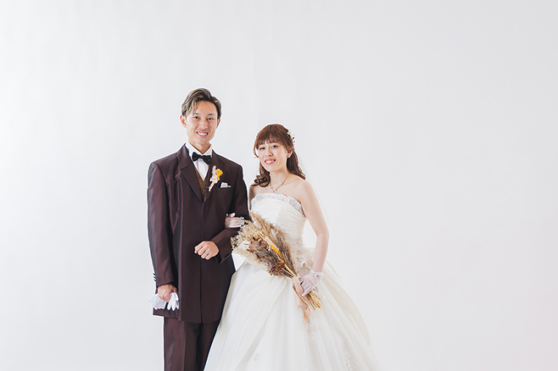 スタジオ背景:ペーパーバックホワイト