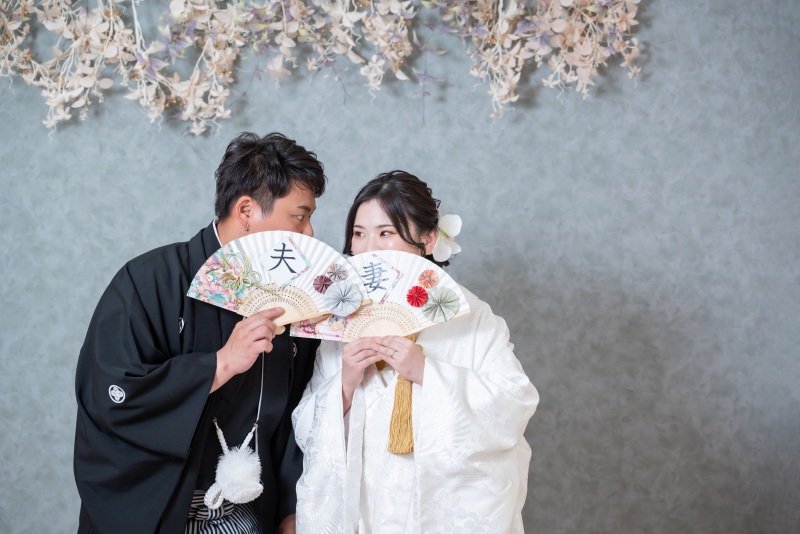 スタジオ背景：グレーバックフラワーにて