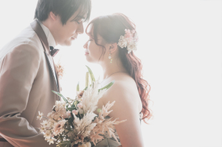 天候も料金も安心/選べるブースでスタジオ撮影♡　夏・冬シーズンは特におすすめ　☆ご披露宴予定のお客様の前撮りとしても人気プラン☆