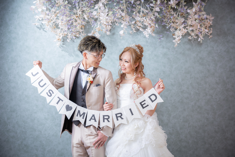 【2月撮影・ドレス・スタジオ】1着(データ80カット)背景6種＊衣裳は40着～選択/グレードアップ料なし＊データ最短5日後納品