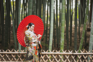 華雅苑水戸店の基本プランには追加料なく、必要なアイテムは全て含まれております。是非、他社様のプラン内容と、よく比較してください♪