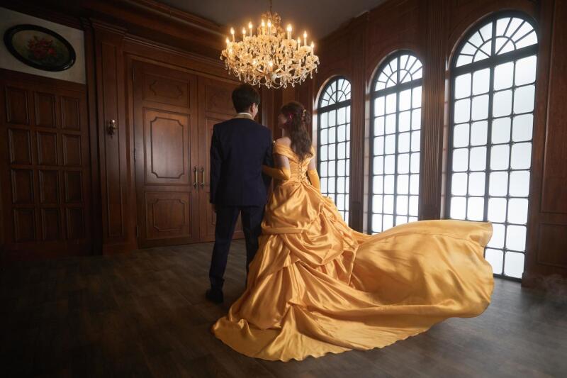 舞踏会へ向かう後ろ姿✦