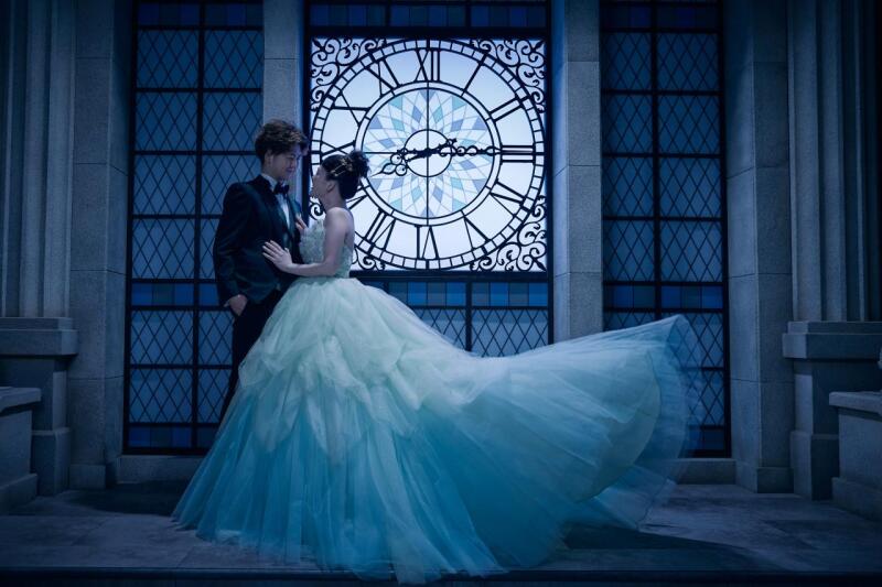 時計前でのショット