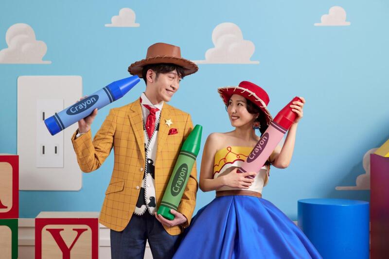 クレヨンを使って*: .