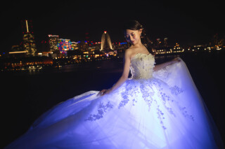Little Martha 横浜_Dreamy Night Photo 【大さん橋／光るパニエ】