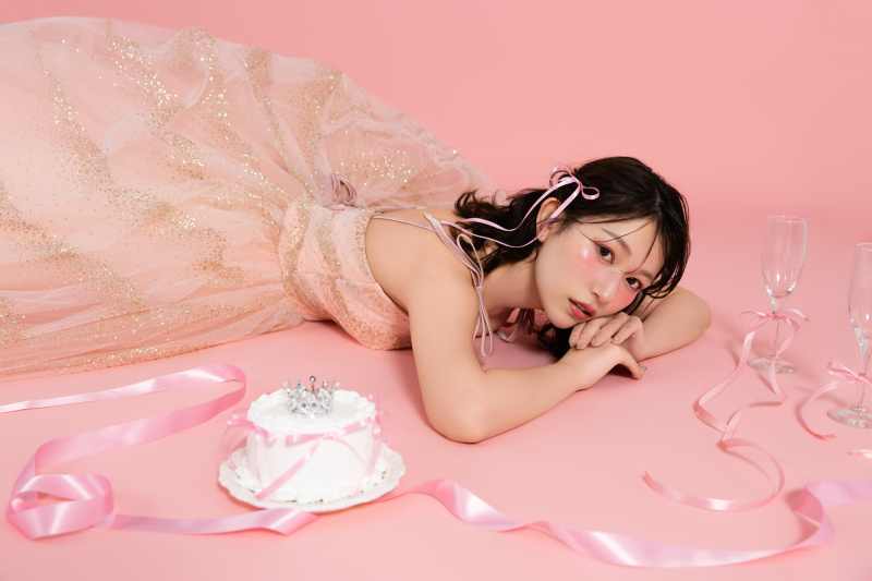 【推し活フォトプラン】お好きなカラー背景全10色・ドレス選び放題♪ 事前試着3着つきで安心 