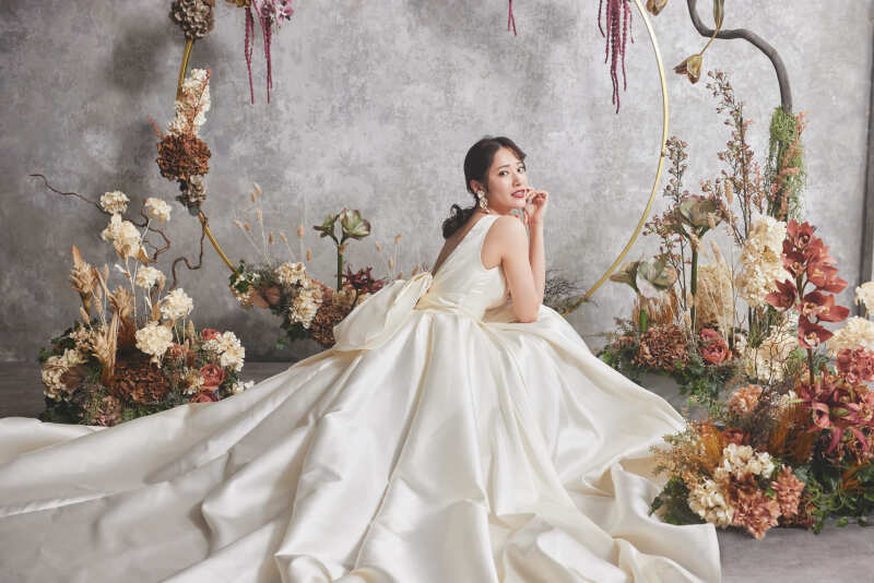 【洋装スタジオ&ロケ】オリジナルプラン ドレスは2着♪184,800円!今だけデータ120カット ドレス選び放題!