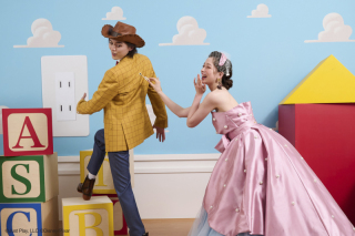 期間限定20カットプレゼント！世界観に寄り添う撮影小物と背景でフォト★ディズニードレスが着られるスタジオはリトル・マーサだけ！