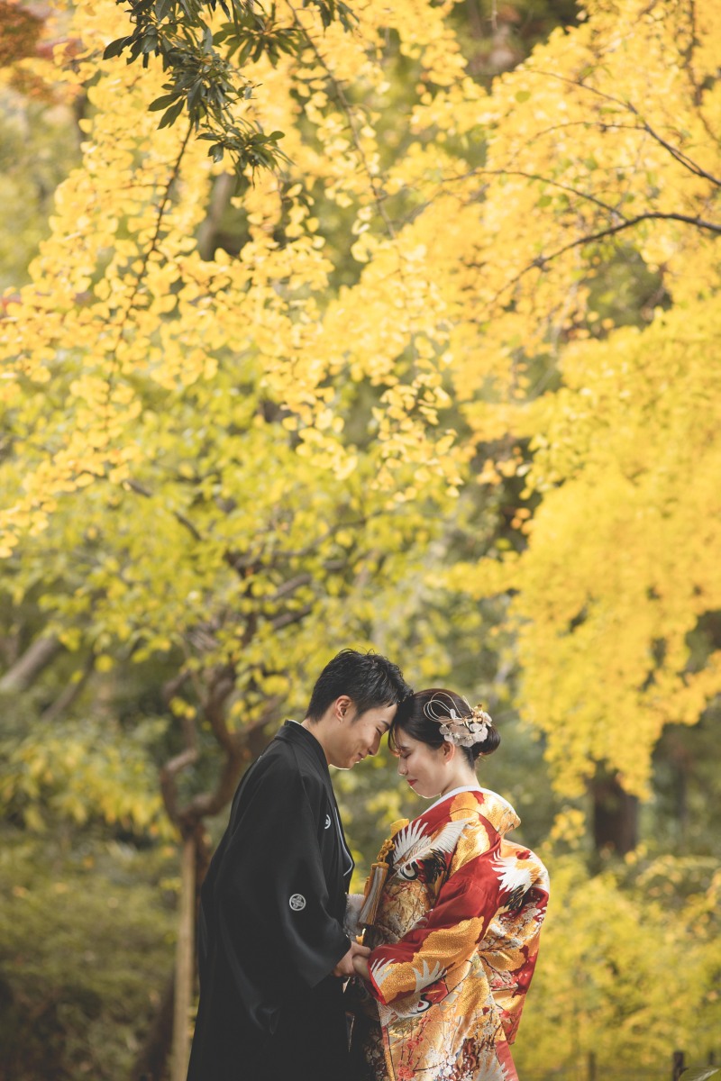 \撮影日限定開催/【紅葉ロケフォト】美しい紅葉を背景に三渓園で和装ロケーションフォト♪