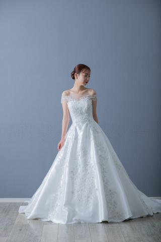 ウェディングドレス