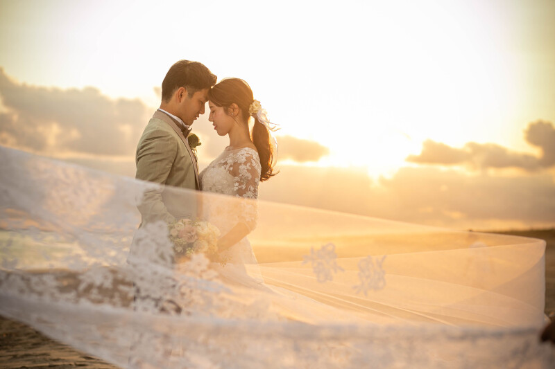 茜色に染まる海に誓う