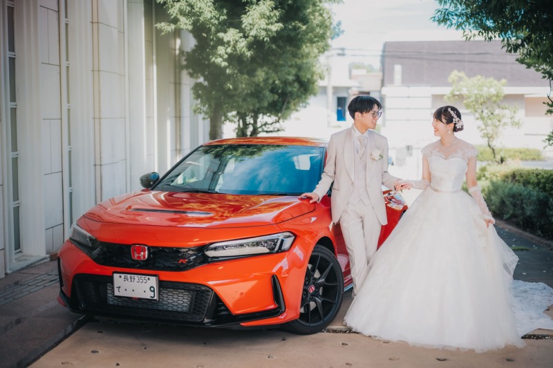 ラトリエ・ドゥ・マリエ _ウエディングドレスが豊富