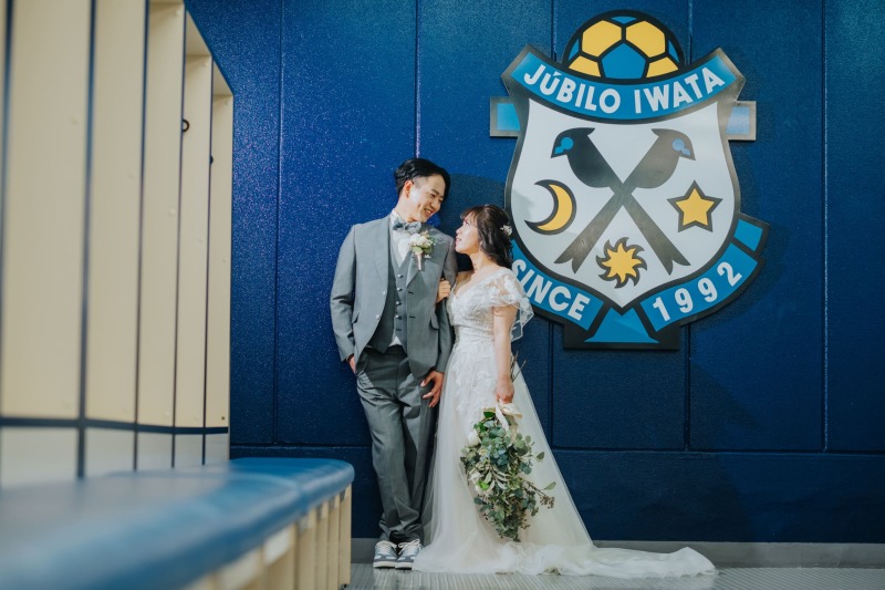 人生のキックオフを待つ選手控室