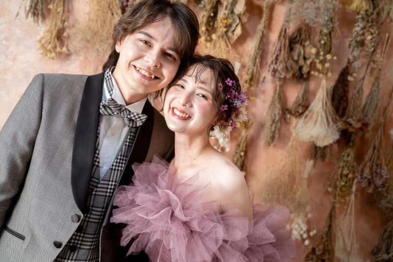 【Photorait限定】ご自分のスマホで撮影OK!自撮りタイム付きスタジオ衣装1着撮影プラン◇衣装代・肌着代込みで手ぶらでOK