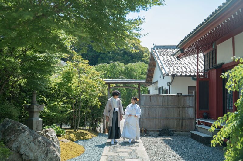 CLAIRE浜松店_庭園で撮影できる