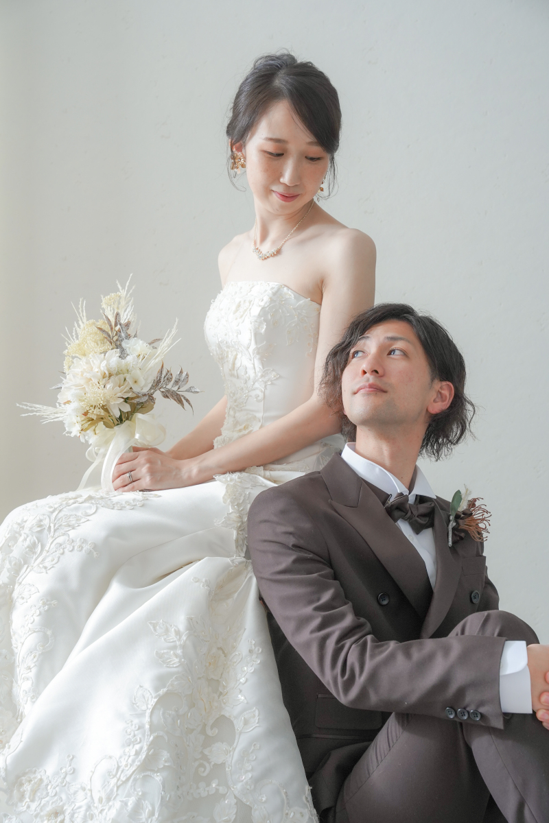 カメラ目線のばっちり決まったお写真だけでなく、優しく微笑みあうおふたりのしぐさも大好きです！