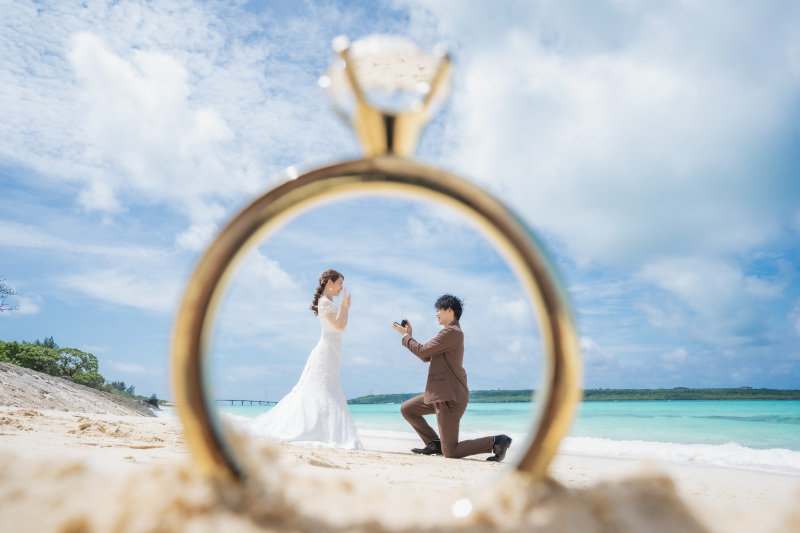 巨大リングの中に！