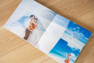 アルバム20P（スタンダード）3冊一生に一回の思い出を、データでの保存もいいですが記念の日に見返せるように！また、記念のアルバムを、ご両親やご親族にプレゼントもいかがでしょうか？（パネル・アルバム作成には、約１か月～２か月頂いております）