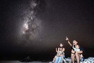 星空撮影追加（5カット）＊宮古島ロケ地スポット・与那覇前浜ビーチ→来間大橋→崖スポット（七又海岸・東平安名埼）＊その他にも、サトウキビ畑で撮りたい！などご希望あればご相談ください！