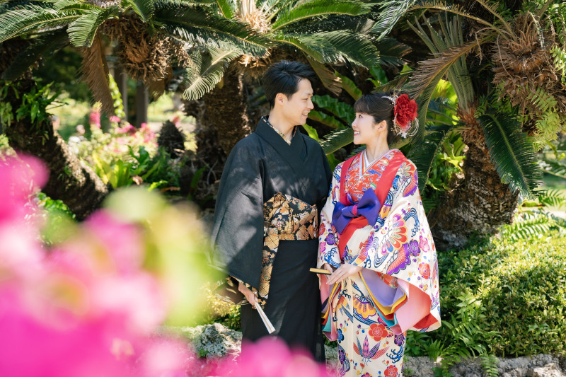 【琉装プラン】琉球衣装(20カット)+ドレス(ビーチ100カット)| 美肌レタッチ込み | 新郎様ヘアセット | 特急7日納品