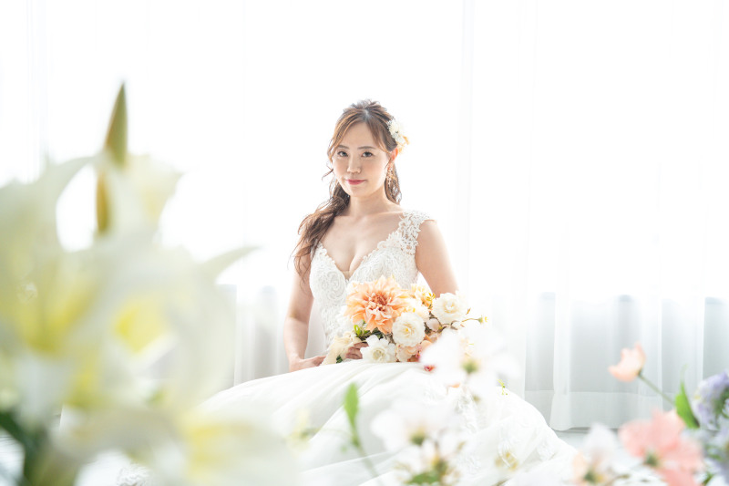 自然光をバックに