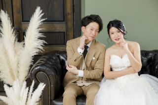 ウェディングドレスでシンプルにおしゃれフォト☆