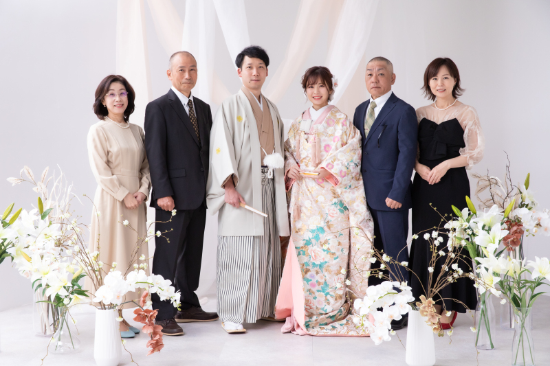 ご親族様と揃って記念写真
